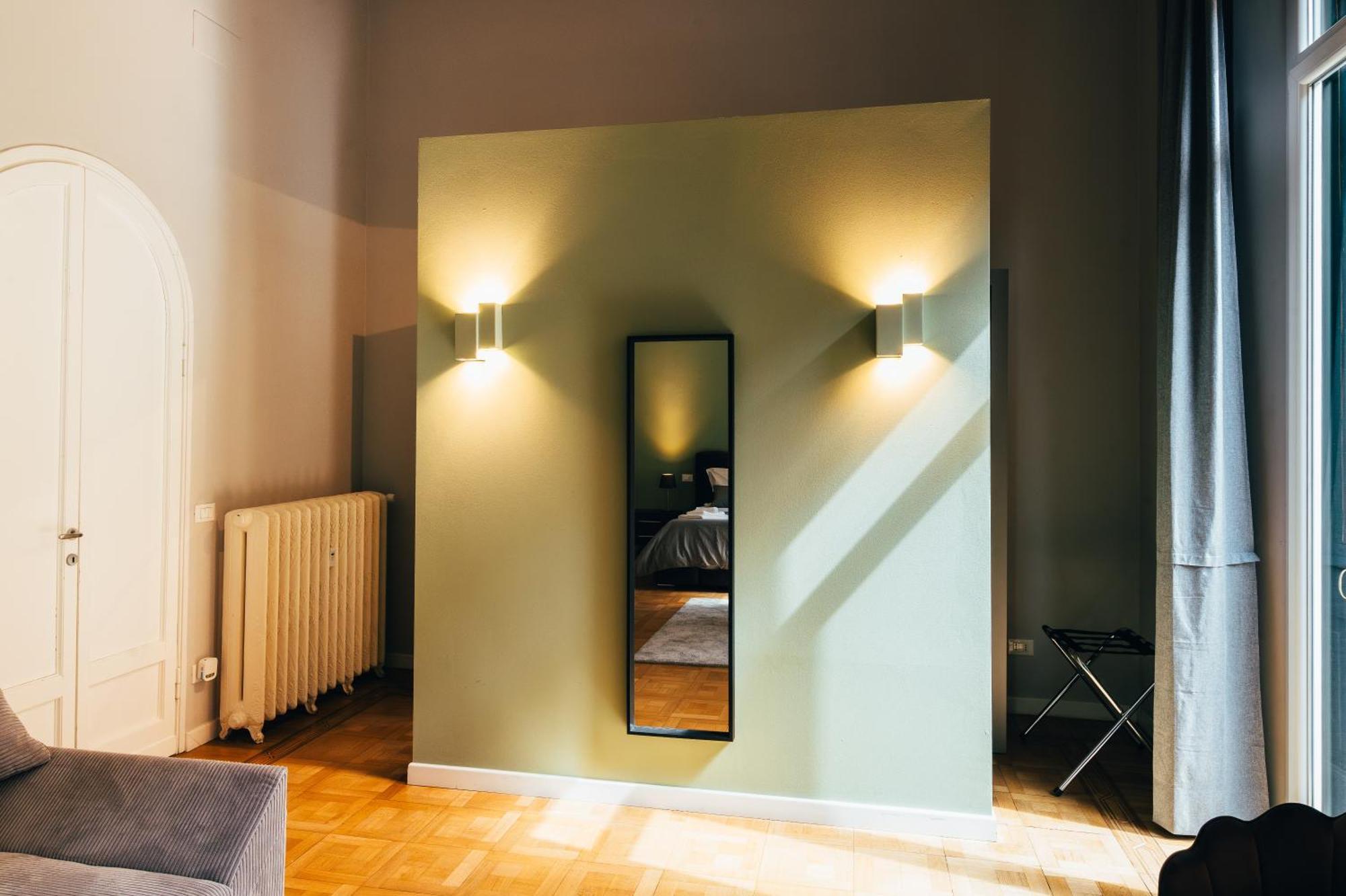 Bologna Suites - Private Bathroom Exterior photo
