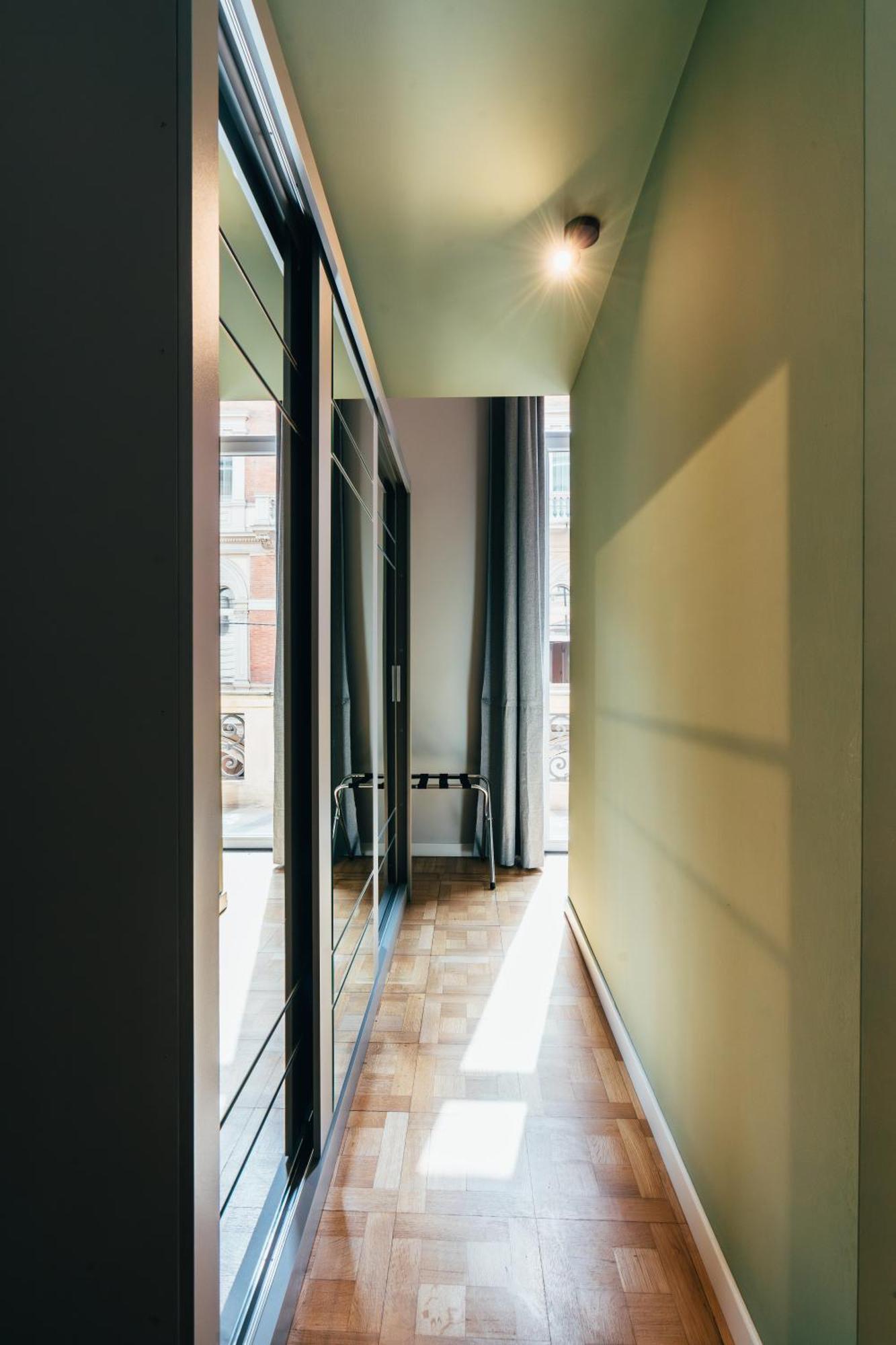 Bologna Suites - Private Bathroom Exterior photo