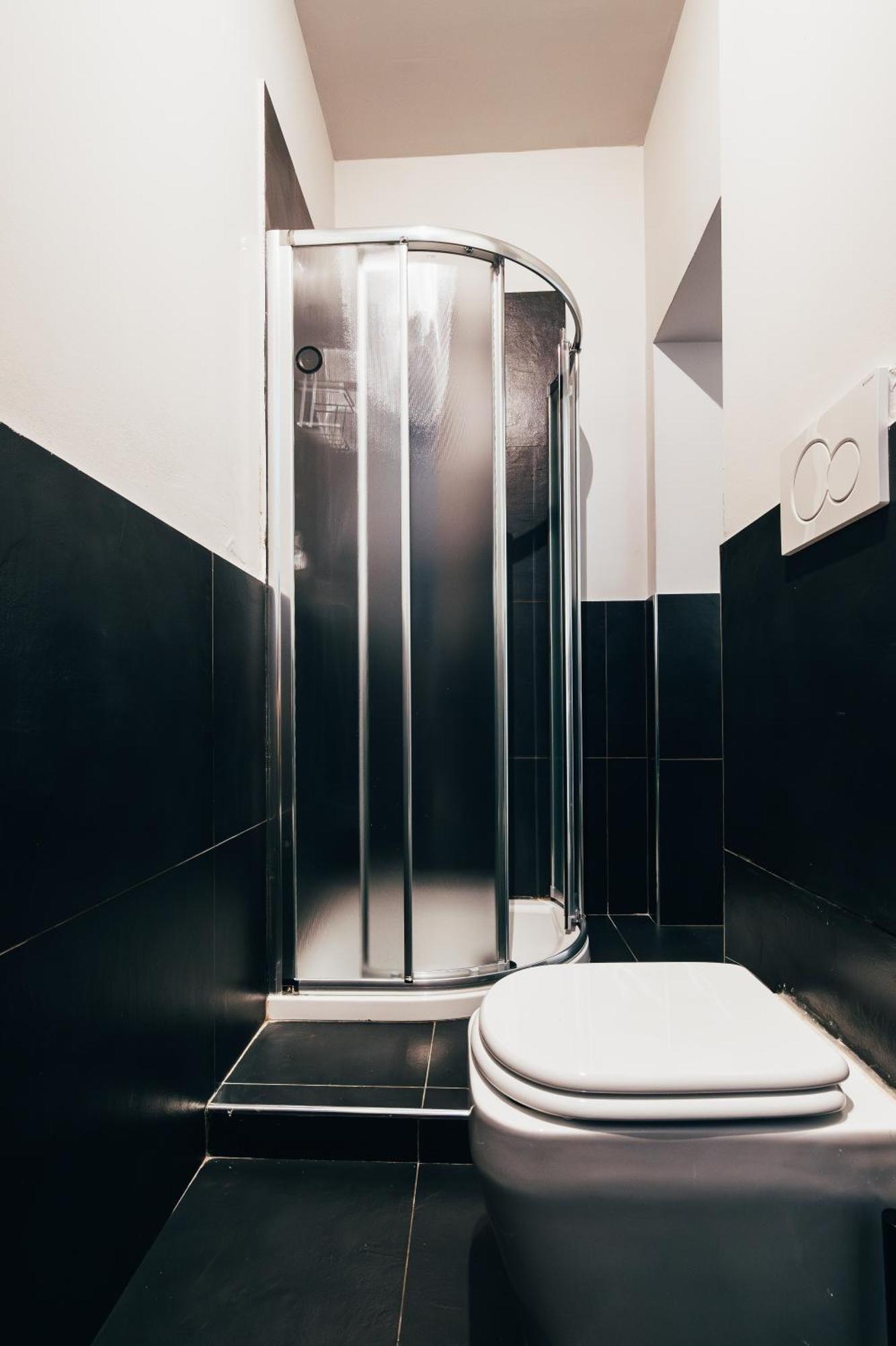 Bologna Suites - Private Bathroom Exterior photo